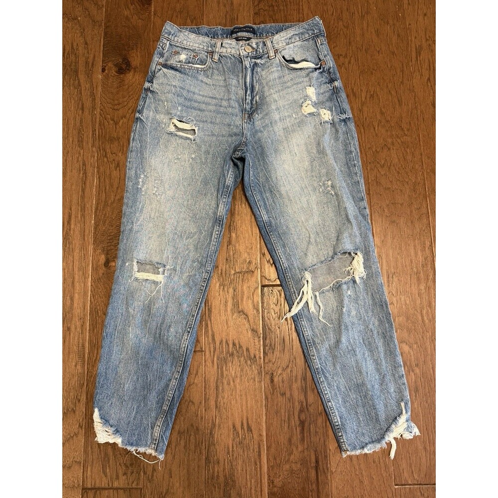 Aeropostale Mom Jeans Women’s 10R High-Rise Ripped Distressed Light Wash, Frayed